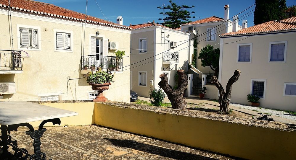 Villa Spetses Exterior foto